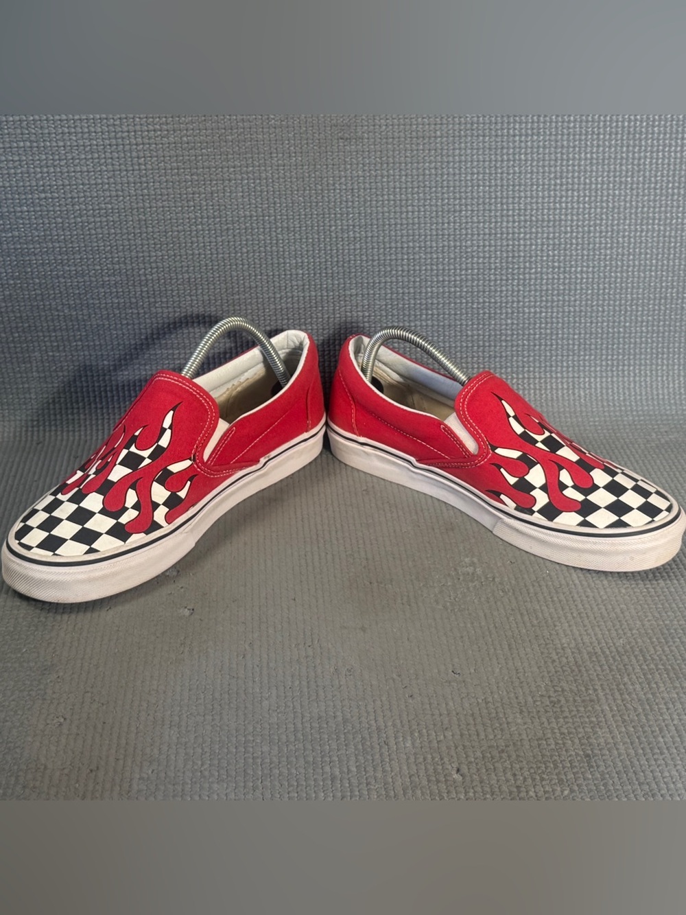Vans Off The Wall Red & Black Flame Checkered Slip-On Sneakers Men’s Size 9.5 - Picture 4 of 9